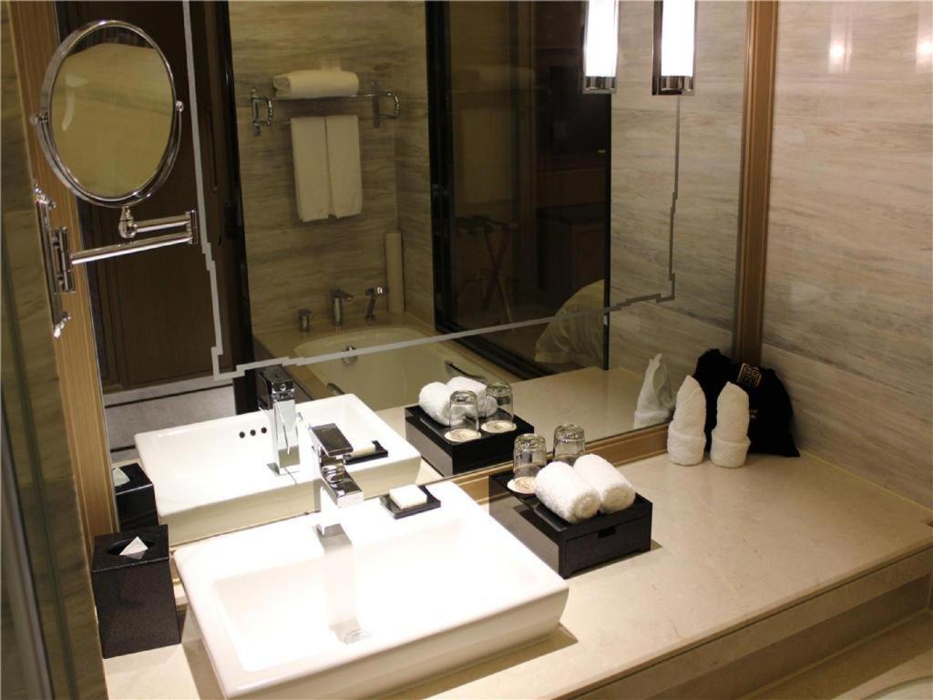 New Century Grand Hotel Hangzhou Zheshang Εξωτερικό φωτογραφία