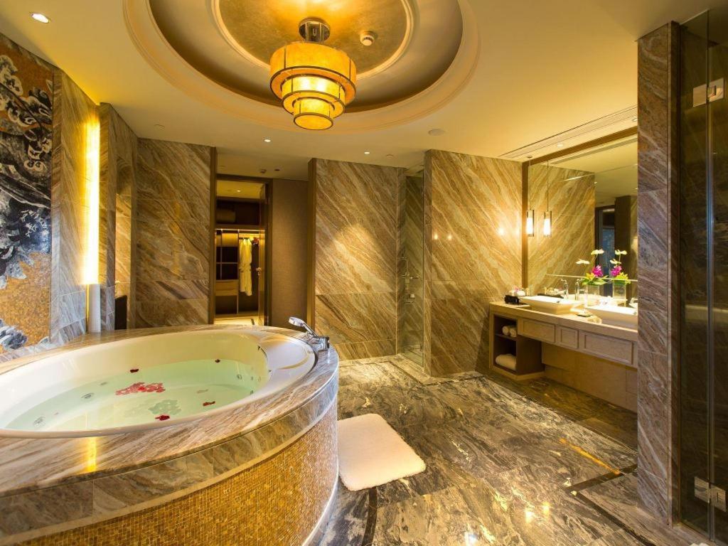 New Century Grand Hotel Hangzhou Zheshang Εξωτερικό φωτογραφία